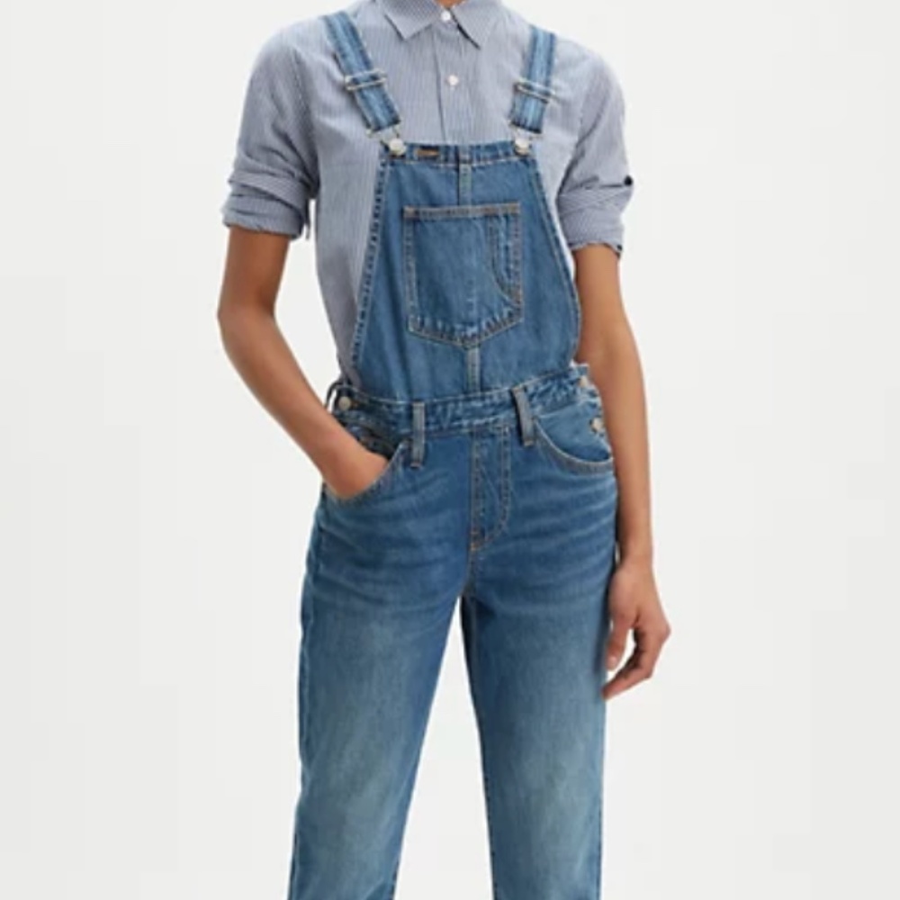 Levi's Original Women's  Overalls Size Medium